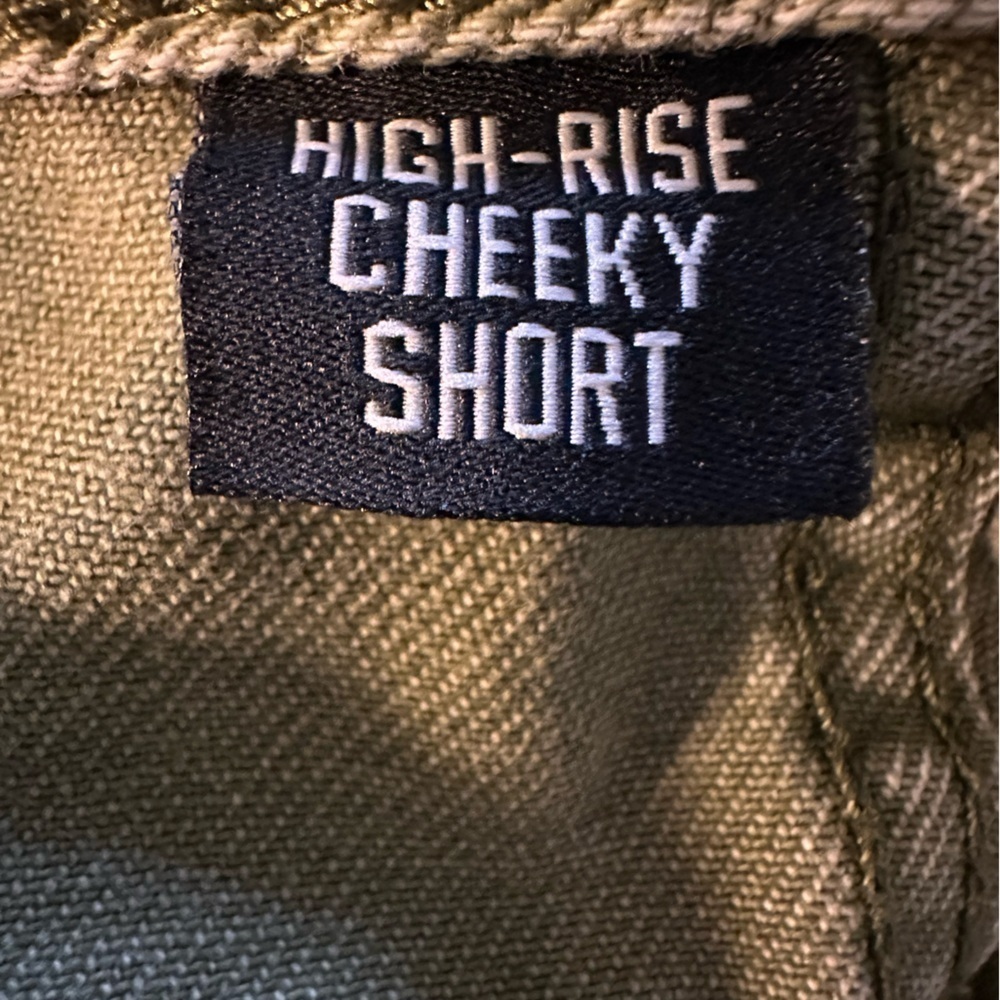 Urban Outfitters BDG High Rise Cheeky Frayed Distressed Green Denim Shorts 32 - Picture 7 of 9